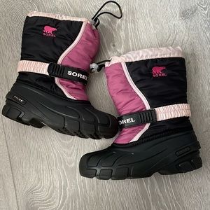 Sorel Girl Size 2Y pink/black winter boots